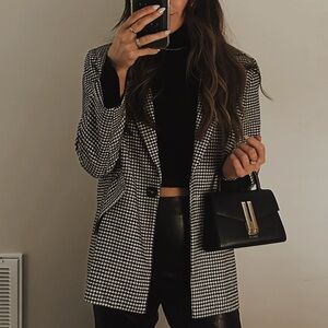 Dress Forum Oversized Houndstooth Black and White Blazer